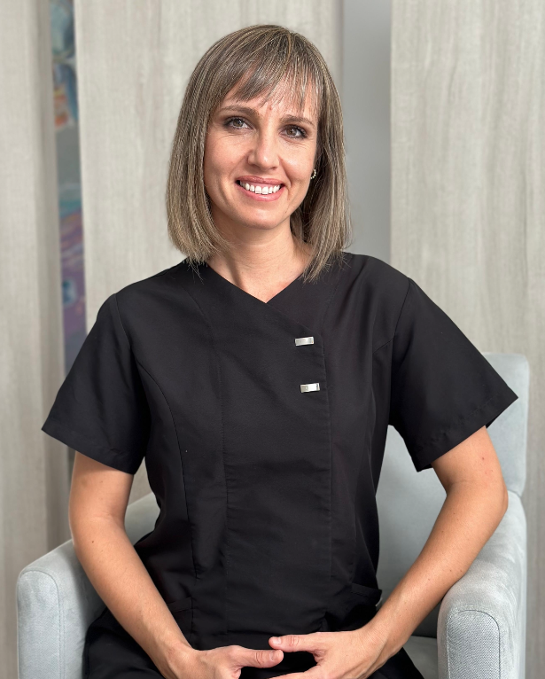 DRA. LETICIA EXPÓSITO